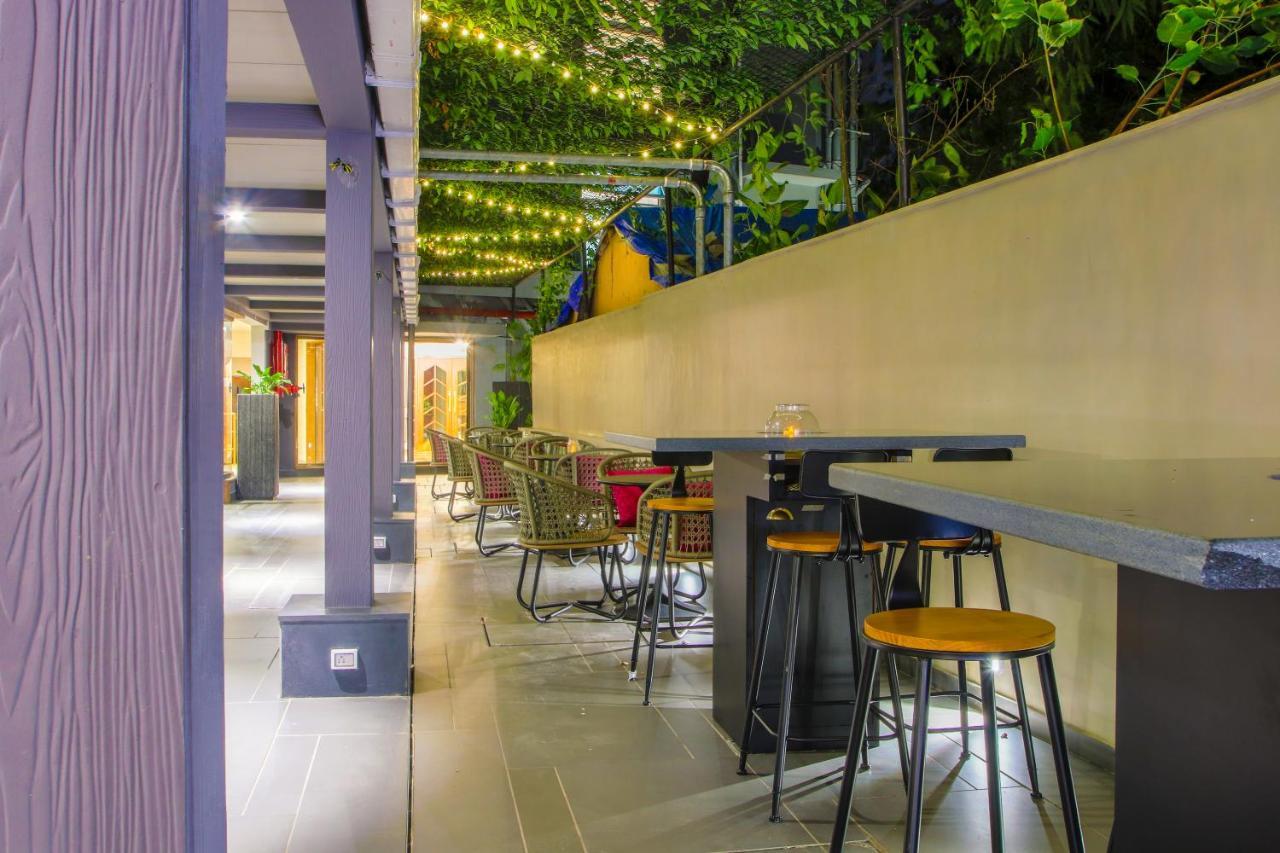 T24 Retro Hotel Mumbai Ngoại thất bức ảnh