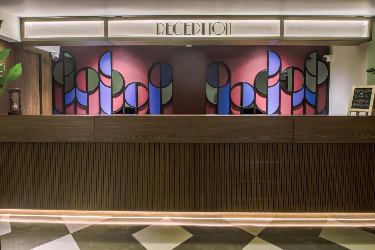 T24 Retro Hotel Mumbai Ngoại thất bức ảnh