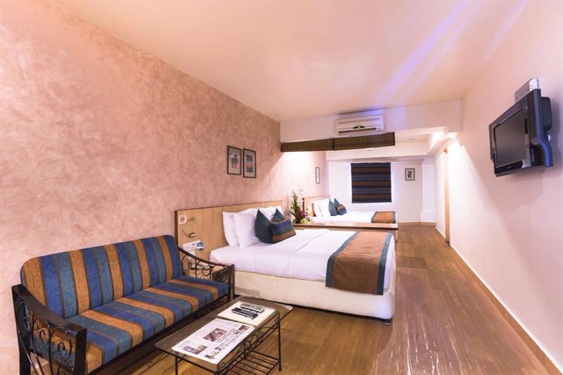 T24 Retro Hotel Mumbai Ngoại thất bức ảnh
